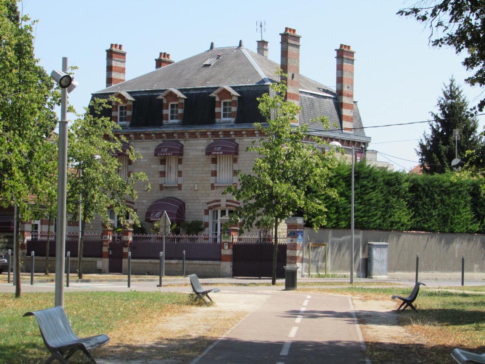 Manoir Francois 1Er Hotel Vitry-le-Francois Ngoại thất bức ảnh